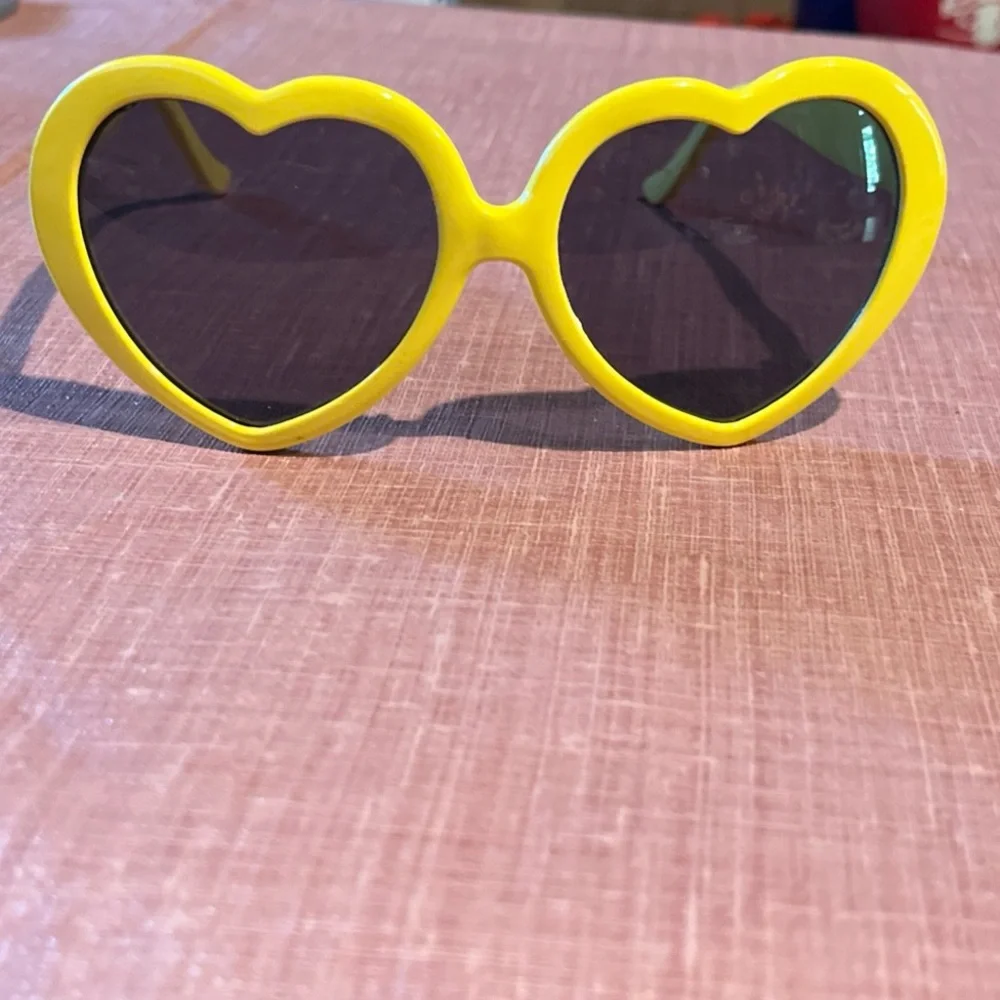 REVLON X BARBIE YELLOW HEART SUNGLASSES adult size